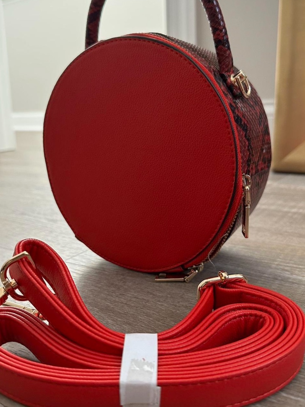Red Round Top-Handle Snakeskin Women's Bag